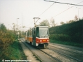 Vůz T6A5 ev.č.8696 vypravený na záložní vlak vozovny Motol  hradící  linku 11 míří podél Jižní spojky na samostatném tělese k zastávce Teplárna Michle. | 23.10.2000