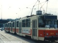 U vozu KT8D5 ev.č.9014 vypraveného na náhradní linku 35 došlo při jízdě na zadní pantograf v zastávce Motol k jeho zvrácení. | červenec 1997