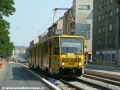 Vůz KT8D5 ev.č.9038 najíždí rekonstruovanou tratí v Sokolovské ulici na trasu linky 1. | 1.9.2005