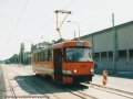 Protisměrně projížděná kolej u vozovny Motol po použití kolejového přejezdu. | 24.8.2003