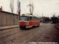 Pracovní vůz T3 ev.č.5531 vozovny Kobylisy projíždí manipulační tratí z vozovny Žižkov. | únor 1993