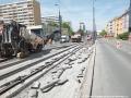V ulici Na Pankráci pokračující výstavba  prodloužení tramvajové trati zasahuje již i do stávajícího provozovaného úseku. | 29.04.2024