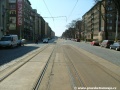 Původní podoba tratě v Sokolovské ulici v úseku zastávek Poliklinika Vysočany a U Svobodárny (dnes Divadlo Gong). | 26.7.2004