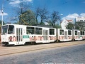 V zastávce Poliklinika Vysočany stanicuje vůz KT8D5 ev.č.9017 vypravený na linku 19. | léto 1998